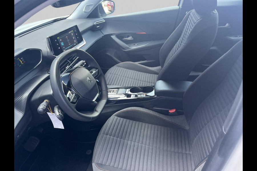 Peugeot e-2008 EV Active Pack 50 kWh | 3 fase | 11 kW lader