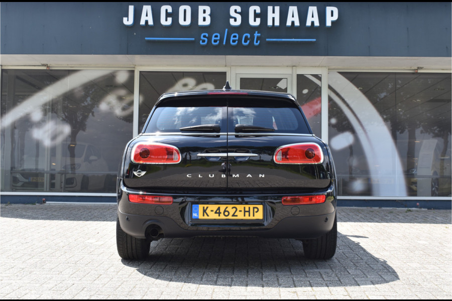 MINI Clubman 1.5 One Pepper Serious Business / Cruise control / Parkeersensoren / Keyless