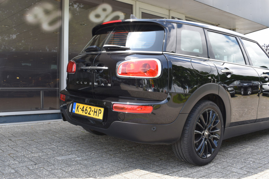 MINI Clubman 1.5 One Pepper Serious Business / Cruise control / Parkeersensoren / Keyless