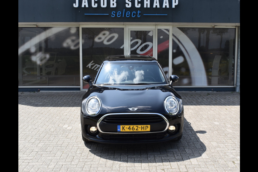 MINI Clubman 1.5 One Pepper Serious Business / Cruise control / Parkeersensoren / Keyless