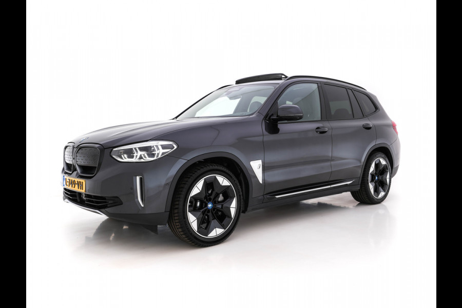 BMW iX3 High Executive 80 kWh [ 3-Fase ] (INCL.BTW) *PANO | HEAD-UP | FULL-LEATHER | FULL-LED | ADAPTIVE-CRUISE | DIGI-COCKPIT | BLINDSPOT | HARMAN/KARDON | KEYLESS | TOP-VIEW | SPORT-SEATS | 20''ALU | TOWBAR*