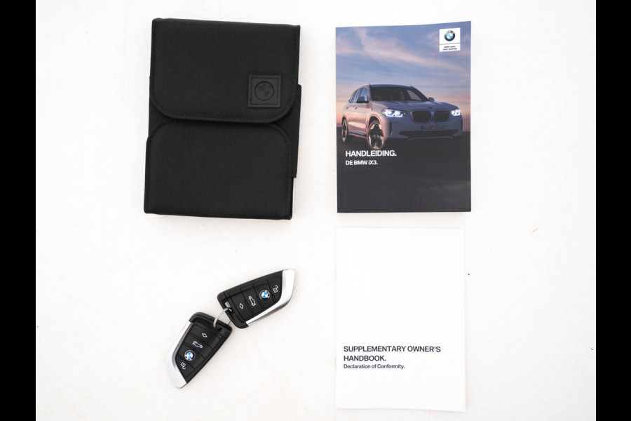 BMW iX3 High Executive 80 kWh [ 3-Fase ] (INCL.BTW) *PANO | HEAD-UP | FULL-LEATHER | FULL-LED | ADAPTIVE-CRUISE | DIGI-COCKPIT | BLINDSPOT | HARMAN/KARDON | KEYLESS | TOP-VIEW | SPORT-SEATS | 20''ALU | TOWBAR*