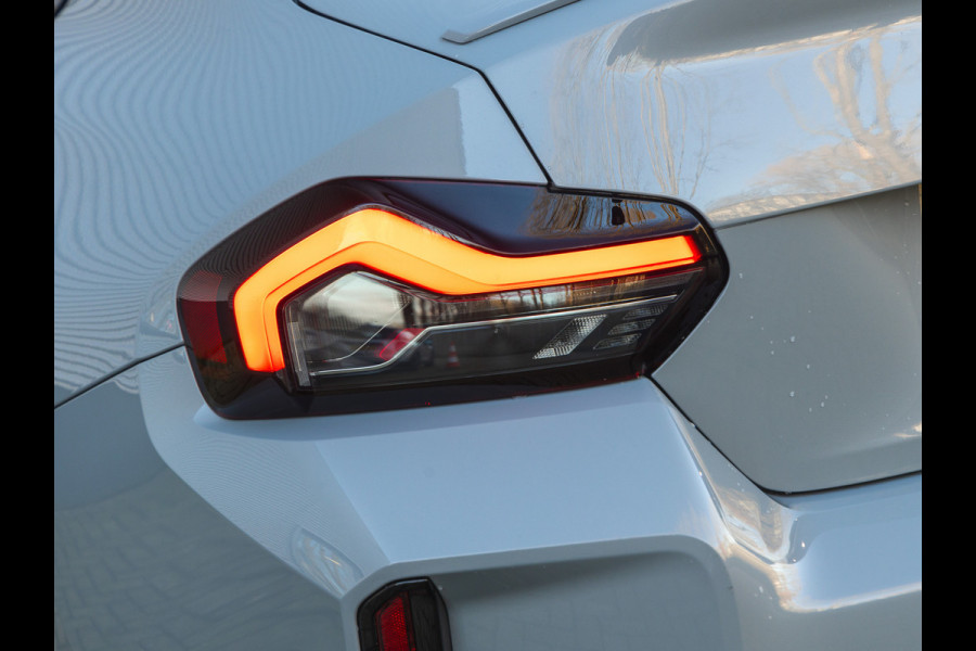 BMW 2 Serie Coupé M2 - M-Drivers Pack - ACC - Harman Kardon - M-Sportzetels - Head-up