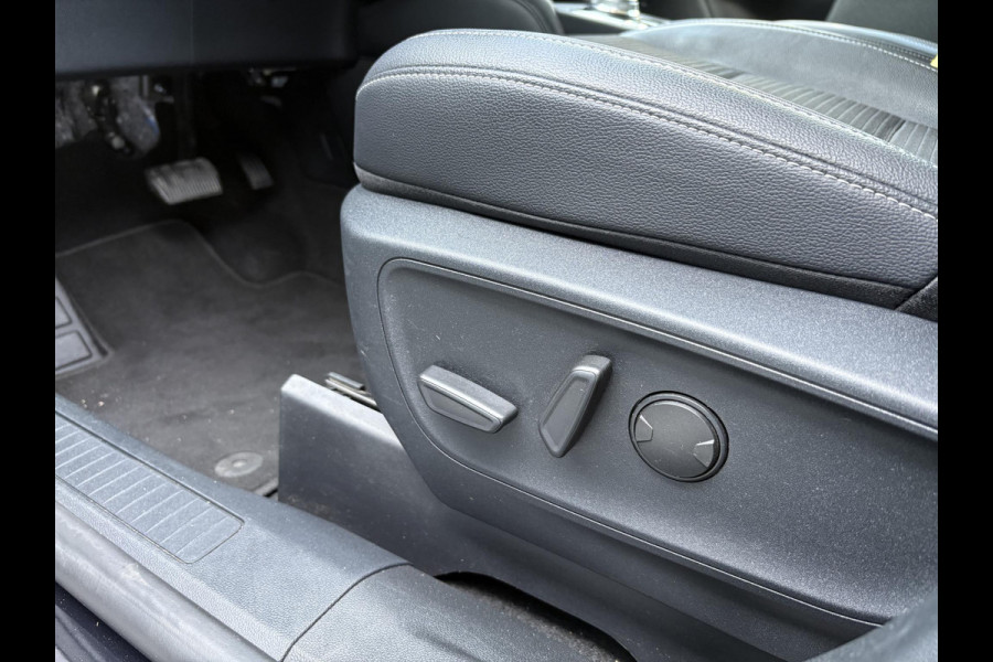 Ford Kuga 2.5 PHEV Titanium X | Adaptive cruise control | Winter Pack | Head up Display | Bang&Olufsen | Half leder bekleding