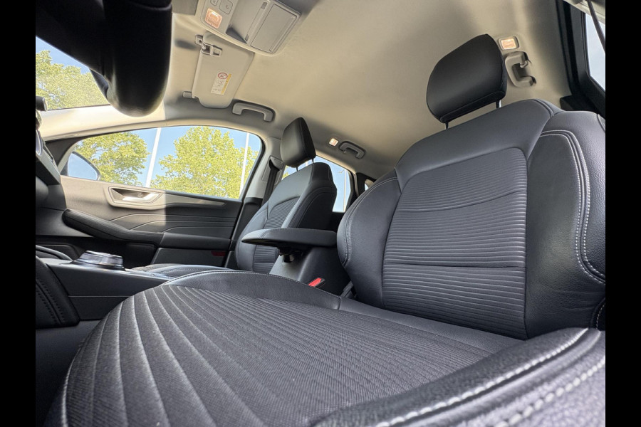 Ford Kuga 2.5 PHEV Titanium X | Adaptive cruise control | Winter Pack | Head up Display | Bang&Olufsen | Half leder bekleding