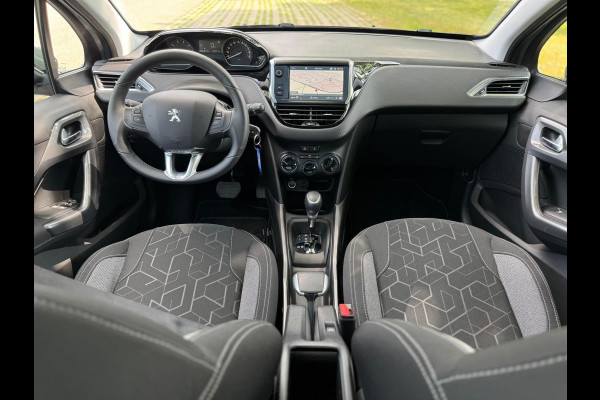 Peugeot 2008 1.2 PureTech AUTOMAAT Blue Lion, let op 6212 km, panoramadak,1e eigenaar,NL auto met nap