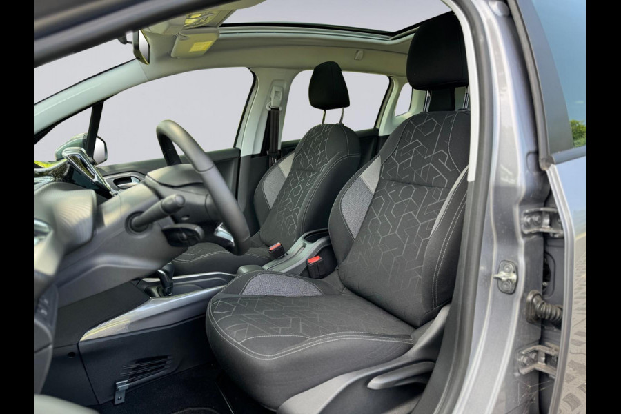 Peugeot 2008 1.2 PureTech AUTOMAAT Blue Lion, let op 6212 km, panoramadak,1e eigenaar,NL auto met nap