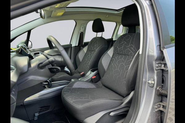 Peugeot 2008 1.2 PureTech AUTOMAAT Blue Lion, let op 6212 km, panoramadak,1e eigenaar,NL auto met nap