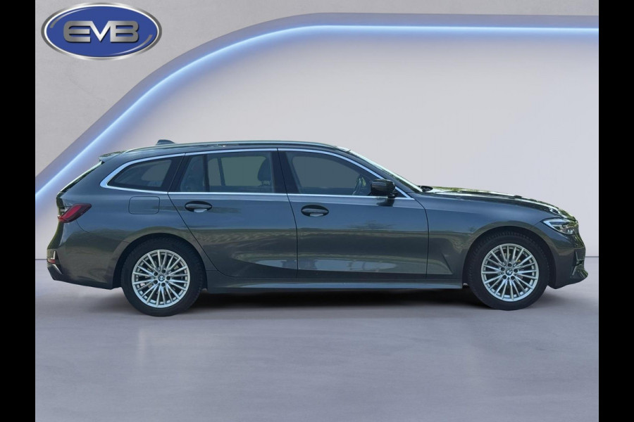 BMW 3 Serie Touring 318i Business Edition, lederen sportinterieur,sfeerverlichting, 1e eigenaar,NL auto met nap
