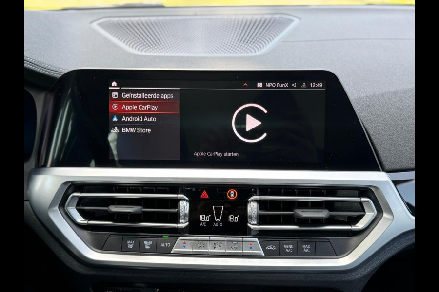 BMW 3 Serie Touring 318i Business Edition, lederen sportinterieur,sfeerverlichting, 1e eigenaar,NL auto met nap