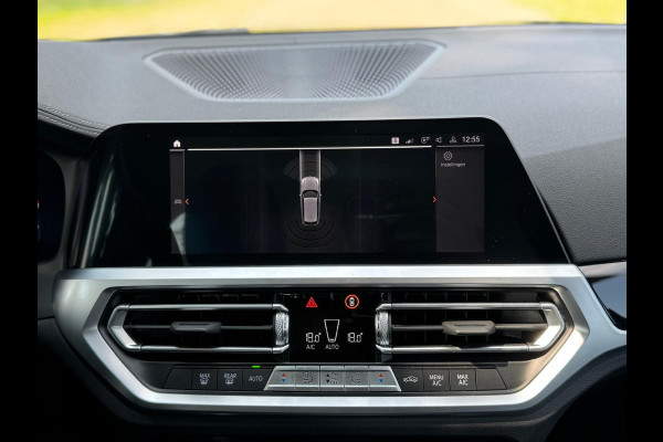 BMW 3 Serie Touring 318i Business Edition, lederen sportinterieur,sfeerverlichting, 1e eigenaar,NL auto met nap