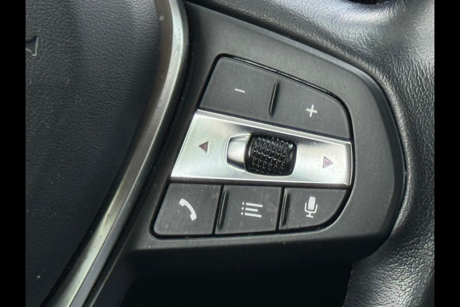BMW 3 Serie Touring 318i Business Edition, lederen sportinterieur,sfeerverlichting, 1e eigenaar,NL auto met nap