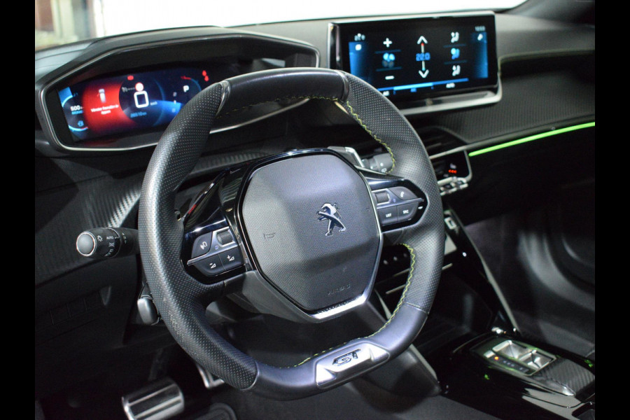 Peugeot 2008 1.2 Turbo 130pk GT Pack AUTOMAAT | NAVIGATIE | CARPLAY | ACHTERUITRIJCAMERA MET SENSOREN | VERWARMBARE VOORSTOELEN | 26.509km