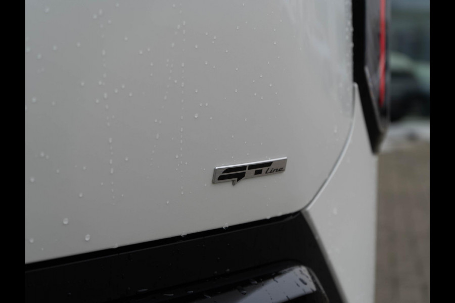 Kia EV3 GT-PlusLine 81.4 kWh | OP VOORRAAD | DIRECT RIJDEN | 360 graden camera | Stoelventilatie |