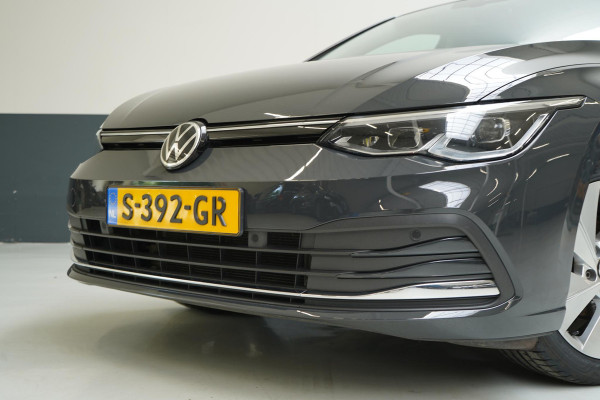 Volkswagen Golf 1.5 eTSI 150pk Style Automaat | Navigatie | Parkeersensoren |