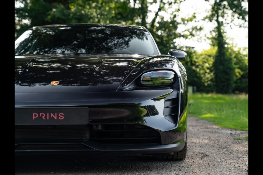 Porsche Taycan Sport Turismo GTS 93 kWh | Luchtvering | Adapt. sportstoelen | 21" RS Spyder | Orig. NL