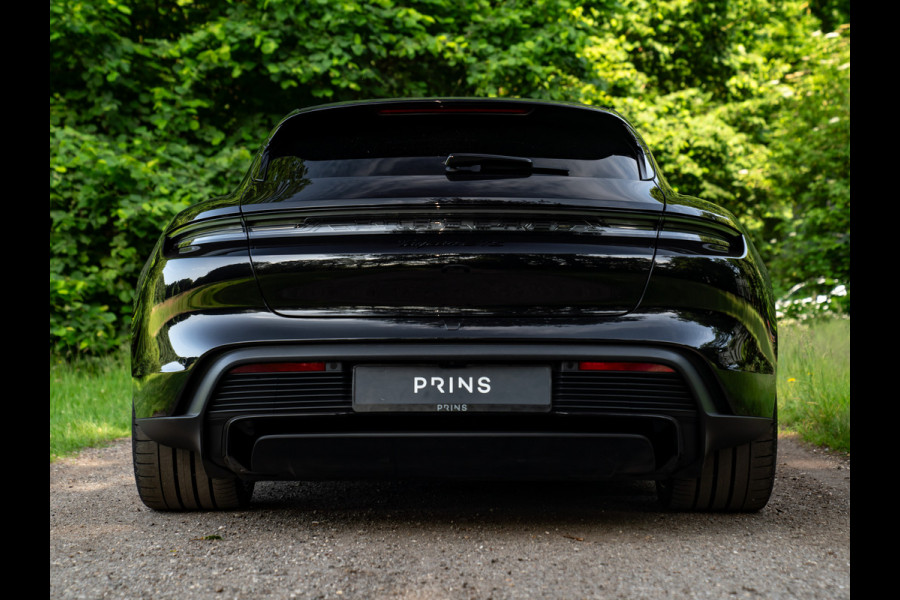 Porsche Taycan Sport Turismo GTS 93 kWh | Luchtvering | Adapt. sportstoelen | 21" RS Spyder | Orig. NL