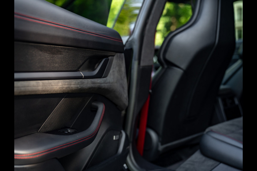 Porsche Taycan Sport Turismo GTS 93 kWh | Luchtvering | Adapt. sportstoelen | 21" RS Spyder | Orig. NL