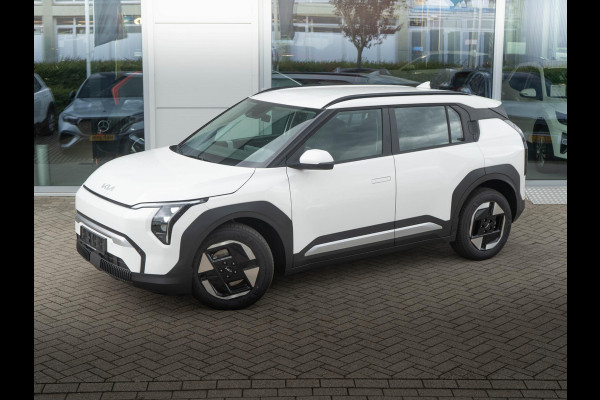 Kia EV3 Plus 58.3 kWh | Op VOOORRAAD DIRECT LEVERBAAR | Stoel en stuurverwarming | Dodehoek assistentie |