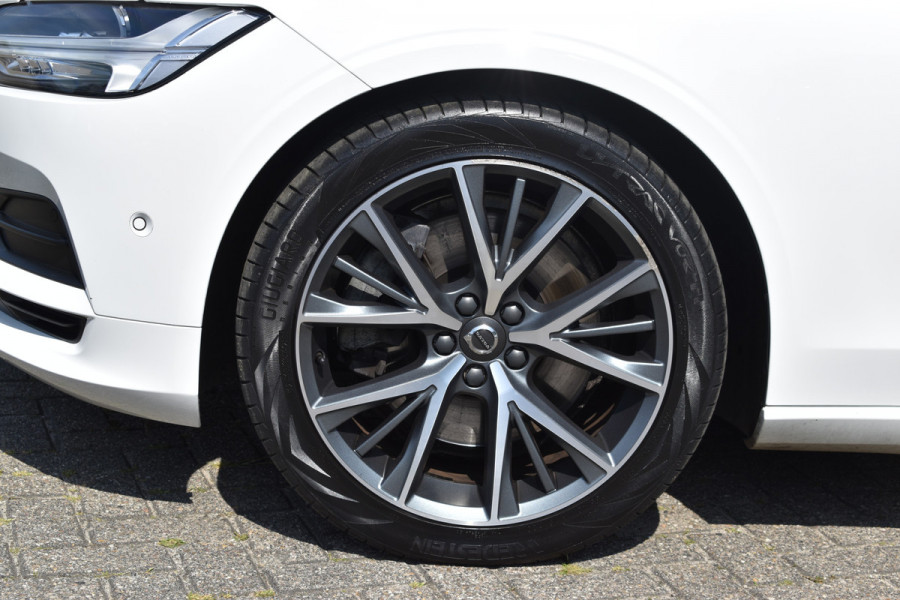 Volvo V90 T5 251PK 90th Anniversary Edition 19 inch | Tekhaak | Stoelverwarming | Leer | Pars Assist  v+a | Park Assist 0Camera