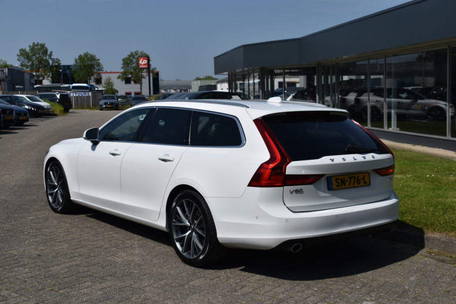 Volvo V90 T5 251PK 90th Anniversary Edition 19 inch | Tekhaak | Stoelverwarming | Leer | Pars Assist  v+a | Park Assist 0Camera