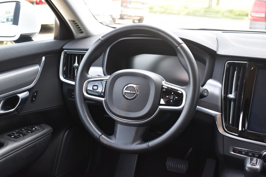 Volvo V90 T5 251PK 90th Anniversary Edition 19 inch | Tekhaak | Stoelverwarming | Leer | Pars Assist  v+a | Park Assist 0Camera