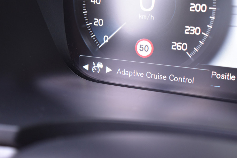Volvo V90 T5 251PK 90th Anniversary Edition 19 inch | Tekhaak | Stoelverwarming | Leer | Pars Assist  v+a | Park Assist 0Camera