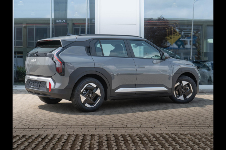 Kia EV3 Plus 58.3 kWh | Op VOOORRAAD DIRECT LEVERBAAR | Stoel en stuurverwarming | Dodehoek assistentie |
