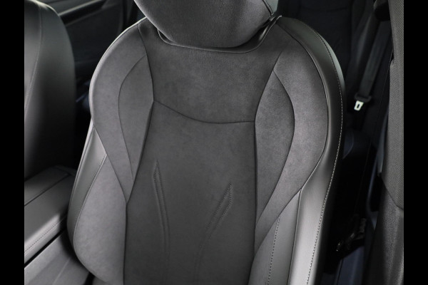 Volkswagen ID.7 Tourer Pro Business 77 kWh accu, 210 kW / 286 pk Variant