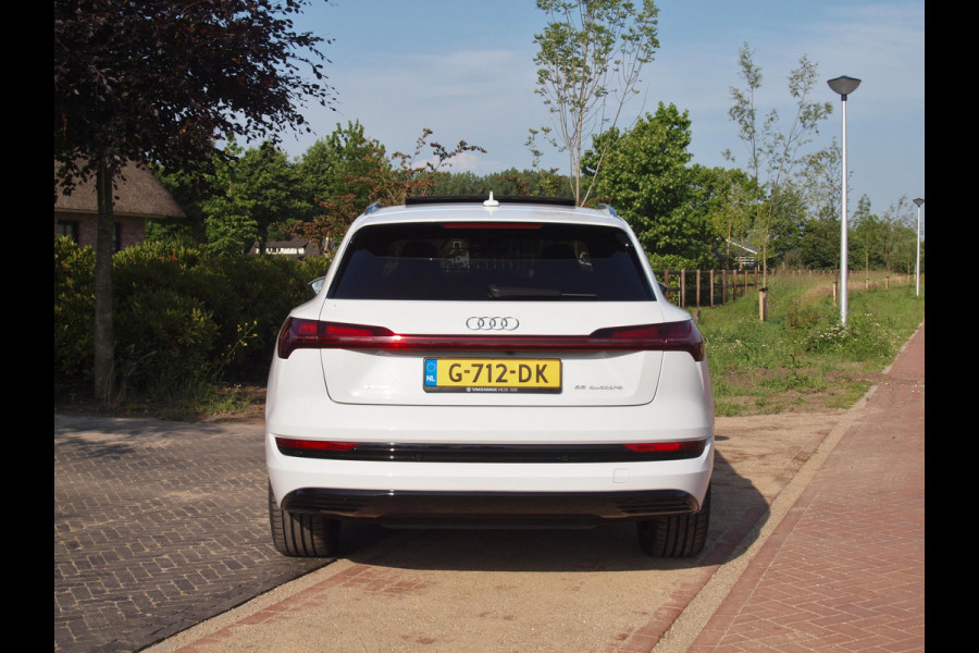 Audi e-tron e-tron 55 quattro advanced 95 kWh | S-Line | Panoramadak | Camera | Bang & Olufsen | Apple Carplay | Leer |