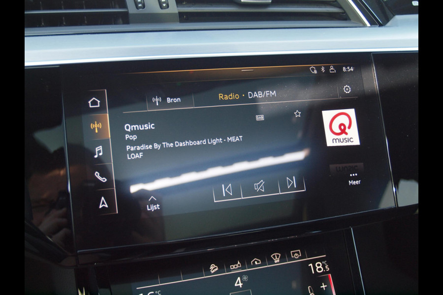 Audi e-tron e-tron 55 quattro advanced 95 kWh | S-Line | Panoramadak | Camera | Bang & Olufsen | Apple Carplay | Leer |