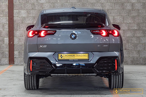 BMW X2 SDrive20i|M-sport|Cam 360|H&K|HUD|E-stoel|Garantie