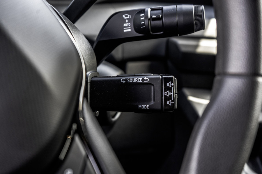 Renault Master E-Tech T35 L2H2 | Red Edition | 87 kWh | LED | Camera | CarPlay | Navi | Cruise | Airco | PDC