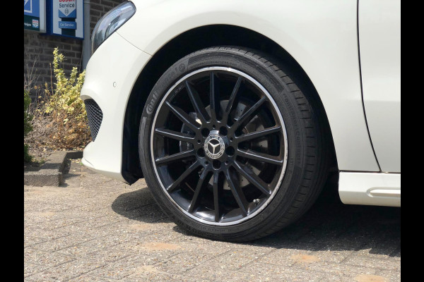 Mercedes-Benz B-Klasse 180 AMG Styling/Night Pakket | Schuifdak, Alcantara, 18'' LMV, Navi, Camera, Cruise, Sfeerverlichting | NAP
