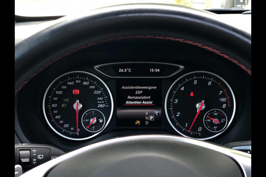 Mercedes-Benz B-Klasse 180 AMG Styling/Night Pakket | Schuifdak, Alcantara, 18'' LMV, Navi, Camera, Cruise, Sfeerverlichting | NAP