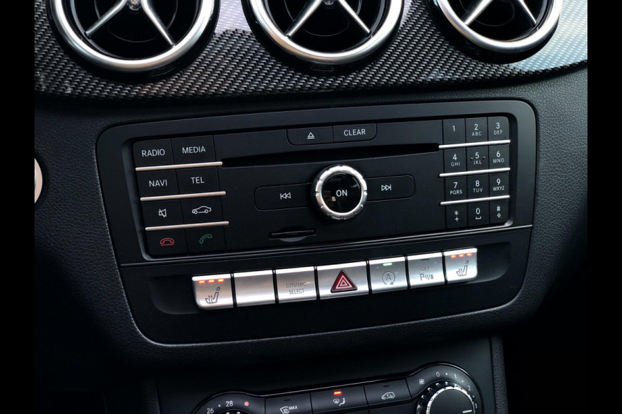 Mercedes-Benz B-Klasse 180 AMG Styling/Night Pakket | Schuifdak, Alcantara, 18'' LMV, Navi, Camera, Cruise, Sfeerverlichting | NAP