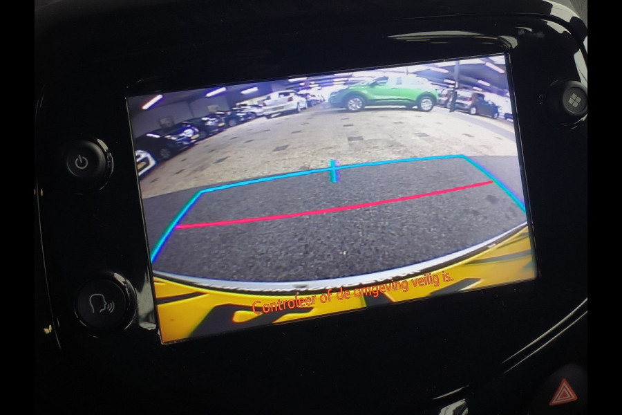 Citroën C1 1.0 VTi Feel Camera,Apple/Android uit 2022 Rijklaar + 12 maanden Bovag-garantie Henk Jongen Auto's in Helmond,  al 50 jaar service zoals 't hoort!