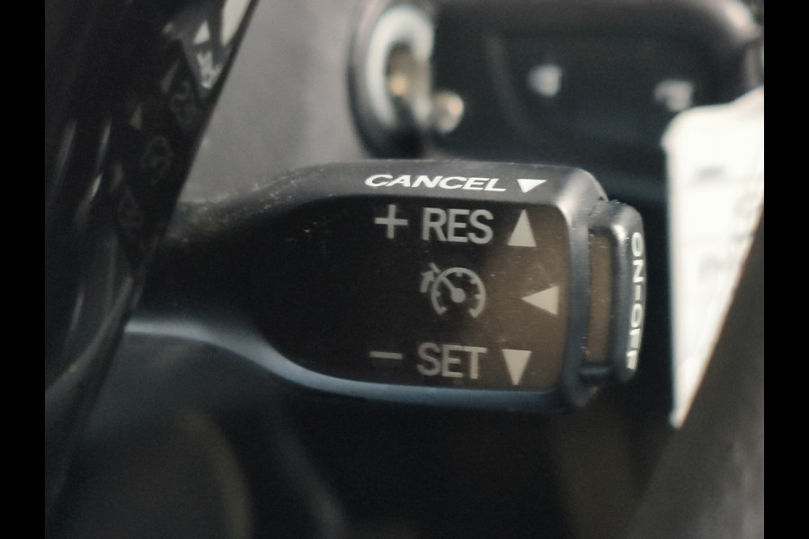 Citroën C1 1.0 VTi Feel Camera,Apple/Android uit 2022 Rijklaar + 12 maanden Bovag-garantie Henk Jongen Auto's in Helmond,  al 50 jaar service zoals 't hoort!