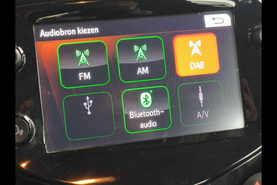 Citroën C1 1.0 VTi Feel Camera,Apple/Android uit 2022 Rijklaar + 12 maanden Bovag-garantie Henk Jongen Auto's in Helmond,  al 50 jaar service zoals 't hoort!