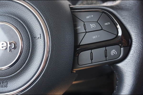 Jeep Renegade 110PK E-Torq Night EAGLE 2 NAVI | AIRCO | CRUISE | PARK.SENS!