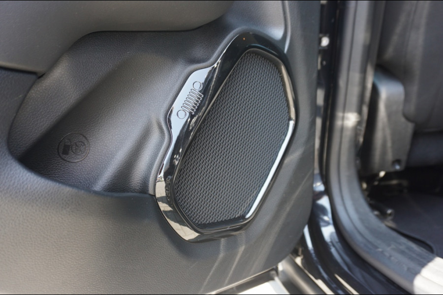 Jeep Renegade 110PK E-Torq Night EAGLE 2 NAVI | AIRCO | CRUISE | PARK.SENS!