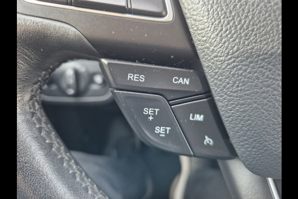 Ford Grand C-Max 1.0 Ambiente Airco,cruise,stoelverwarming,voorraam/stuurverwarming,parkeersensoren achter,