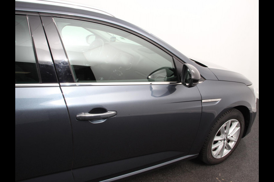 Renault MEGANE Estate 1.2 TCe Limited Navigatie Climate Control Lichtmetalen velgen Cruise Control Handel/Export!