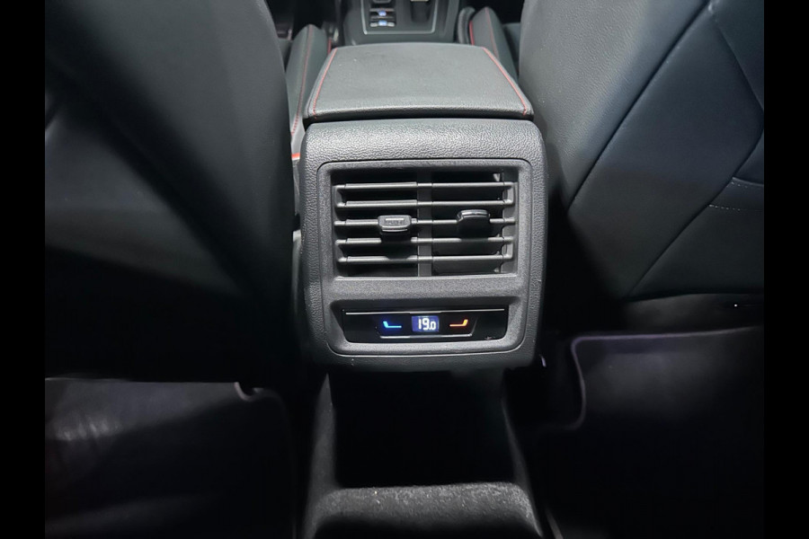 Volkswagen Golf 2.0 TSI GTI | PANO | LEDER | CAMERA