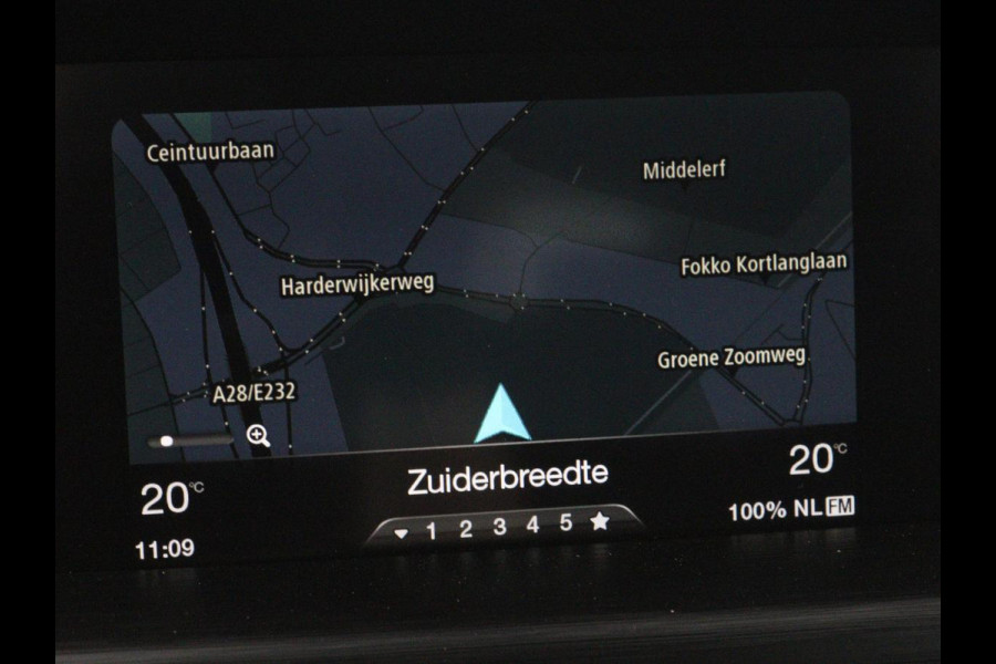 Alfa Romeo Stelvio 2.0 T Q4 Super | Camera | Sportstoelen | Xenon | Navigatie | Elektrische achterklep | Cruise control