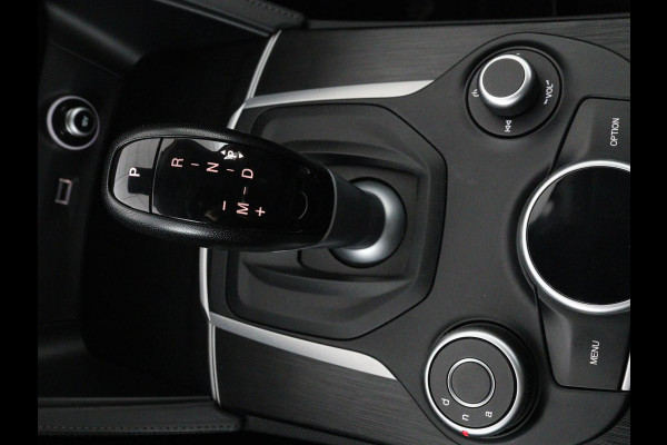 Alfa Romeo Stelvio 2.0 T Q4 Super | Camera | Sportstoelen | Xenon | Navigatie | Elektrische achterklep | Cruise control