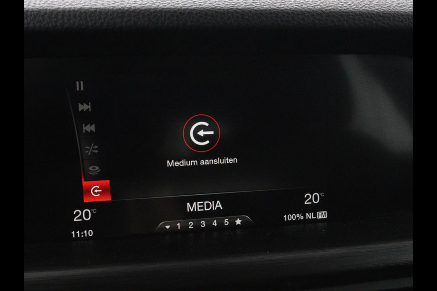 Alfa Romeo Stelvio 2.0 T Q4 Super | Camera | Sportstoelen | Xenon | Navigatie | Elektrische achterklep | Cruise control