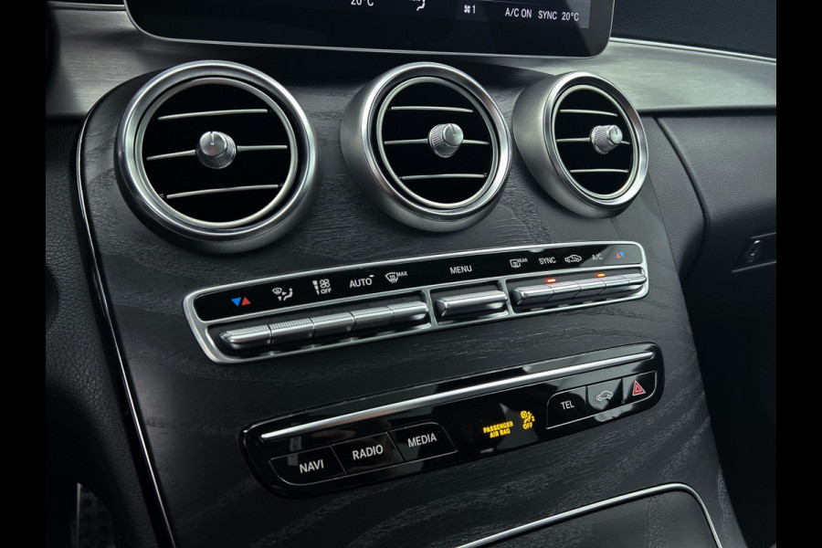 Mercedes-Benz C-Klasse 200 Business Solution AMG | Achteruitrijcamera | AMG-styling | Smartphone-integratiepakket | Navigatiesysteem full map | 24 Maanden Mercedes-Benz Certified garantie.