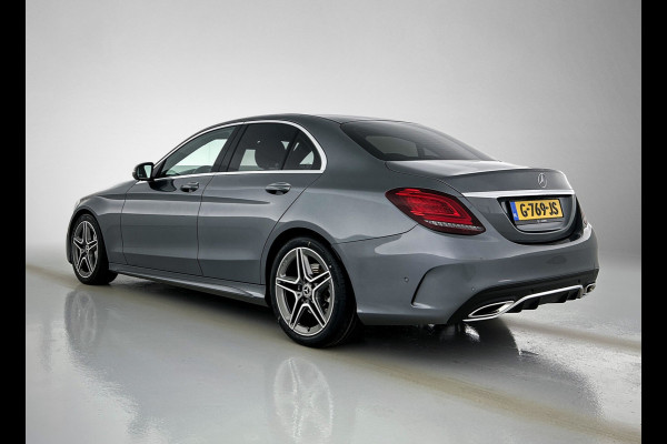 Mercedes-Benz C-Klasse 200 Business Solution AMG | Achteruitrijcamera | AMG-styling | Smartphone-integratiepakket | Navigatiesysteem full map | 24 Maanden Mercedes-Benz Certified garantie.