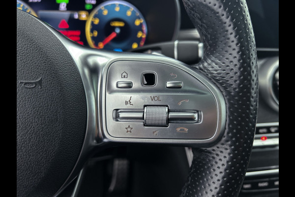 Mercedes-Benz C-Klasse 200 Business Solution AMG | Achteruitrijcamera | AMG-styling | Smartphone-integratiepakket | Navigatiesysteem full map | 24 Maanden Mercedes-Benz Certified garantie.